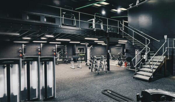 Gewichtstraining: Die Bedeutung und der Einsatz von Hanteln in der Fitnessroutine